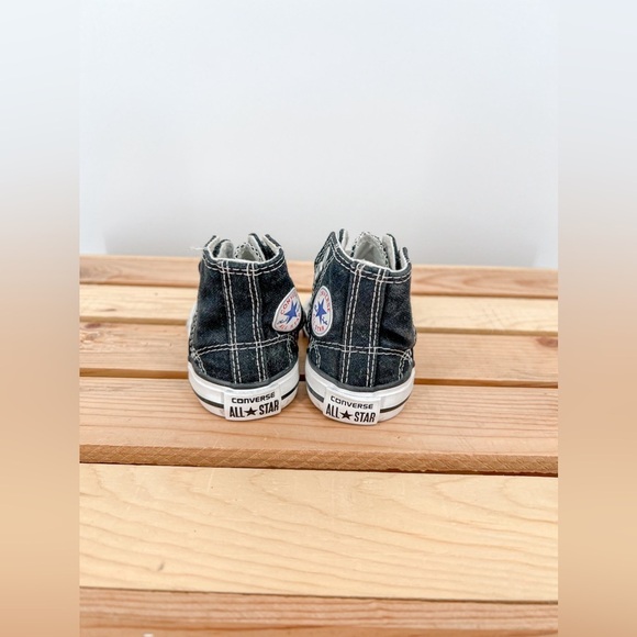 Infant Black/White Converse Shoe - Picture 3 of 5